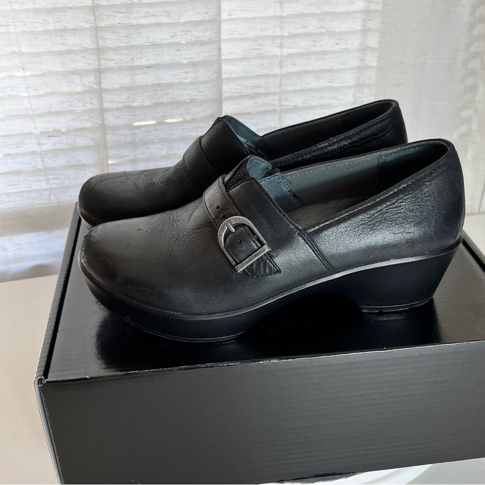 Dansko Jane Clogs Womens Size‎ 36 Black Leather Buckle Comfort Shoes (B#10)